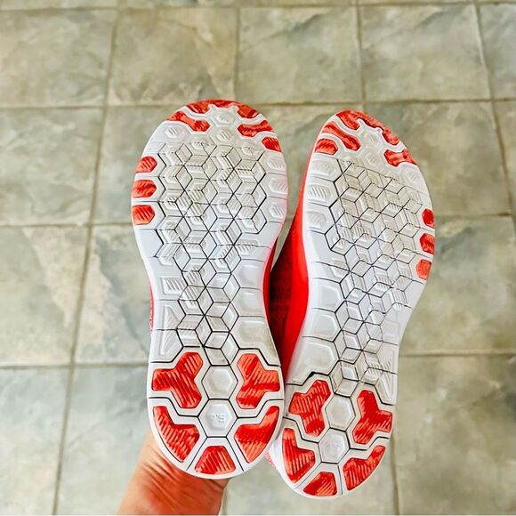 Nike Free Run 5, Athletic Lace Up Sneakers. - Picture 6 of 8